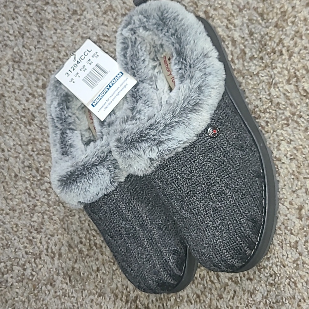 Bobs by Sketchers Memory Foam Ice Angle Slippers … - image 1